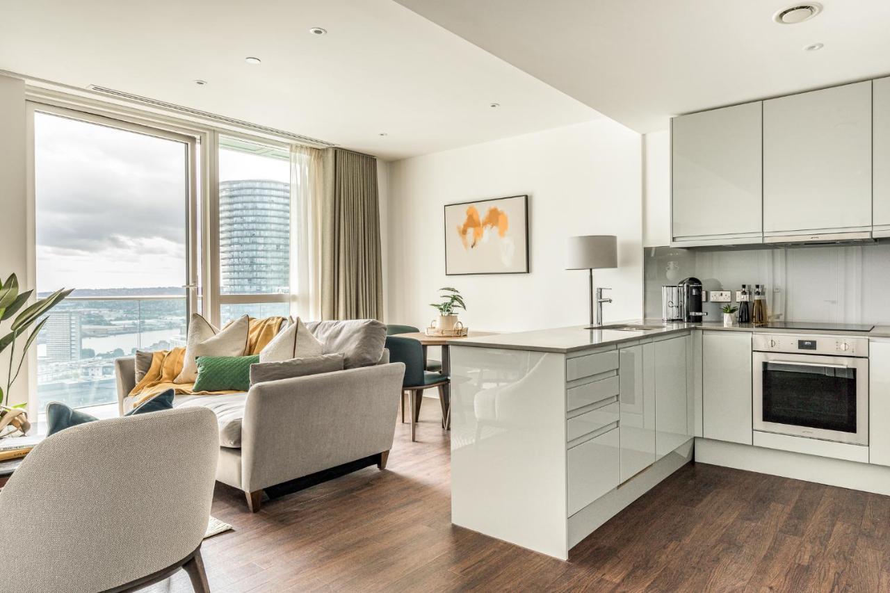 Urban Rest Canary Wharf Apartments 런던 외부 사진